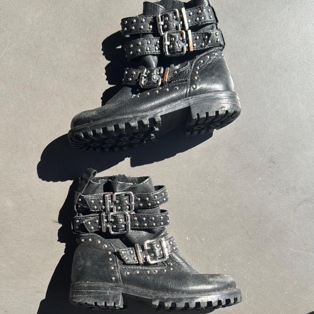 Zara kids Black Leather  Studded Ankle Boots with Buckles